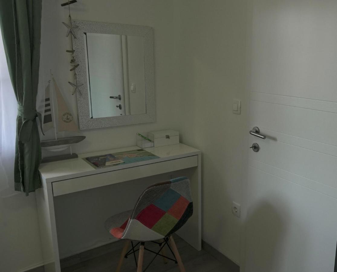 Apartments Bestak Krk Town Exterior foto
